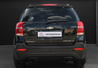 Подержанный автомобиль Chevrolet Captiva 2013 года (5 фото)