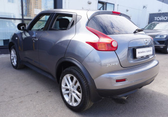 Подержанный автомобиль Nissan Juke 2014 года (7 фото)
