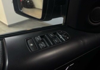 Подержанный автомобиль Land Rover Freelander 2008 года (18 фото)