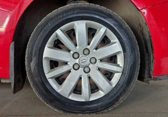 Подержанный автомобиль Chevrolet Cruze Sedan 2013 года (15 фото)