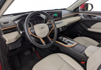 Подержанный автомобиль Haval Jolion 2023 года (17 фото)