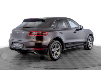 Подержанный автомобиль Porsche Macan 2017 года (5 фото)