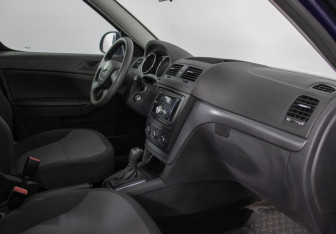Подержанный автомобиль Skoda Yeti 2013 года (9 фото)