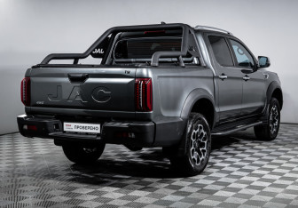 Подержанный автомобиль JAC T9 2025 года (5 фото)