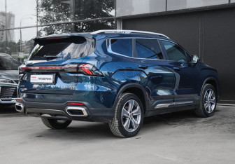 Подержанный автомобиль Geely Okavango 2023 года (4 фото)
