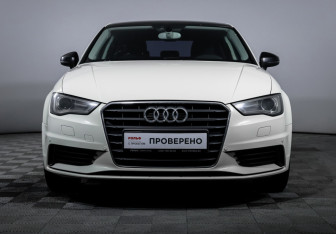 Подержанный автомобиль Audi A3 Sedan 2014 года (2 фото)