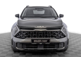 Подержанный автомобиль Kia Sportage 2023 года (2 фото)