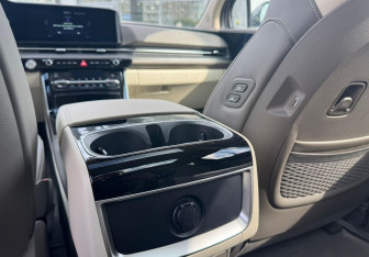 Новый Kia Carnival 2025 (14 фото)