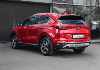 Подержанный автомобиль Kia Sportage 2019 года (6 фото)
