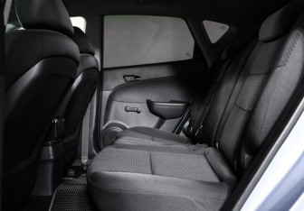 Подержанный автомобиль Hyundai i30 Hatchback 2011 года (12 фото)