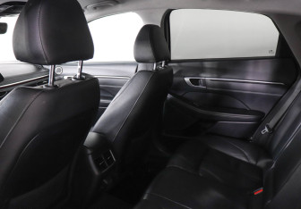 Подержанный автомобиль Hyundai Sonata 2020 года (12 фото)