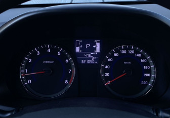 Подержанный автомобиль Hyundai Solaris Sedan 2016 года (21 фото)