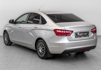 Подержанный автомобиль LADA (ВАЗ) Vesta Sedan 2019 года (7 фото)