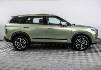 Подержанный автомобиль Jaecoo J7 2023 года (4 фото)