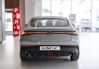 Новый Changan UNI-V 2024 (5 фото)