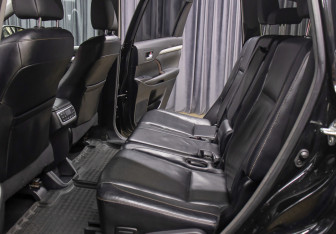 Подержанный автомобиль Toyota Highlander 2013 года (13 фото)