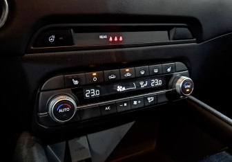 Подержанный автомобиль Mazda CX-5 2021 года (21 фото)