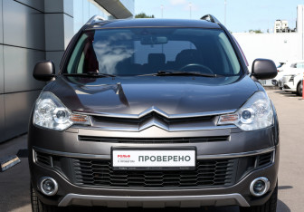 Подержанный автомобиль Citroen C-Crosser 2011 года (2 фото)