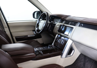 Подержанный автомобиль Land Rover Range Rover 2016 года (9 фото)