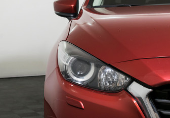 Подержанный автомобиль Mazda 3 Sedan 2017 года (7 фото)