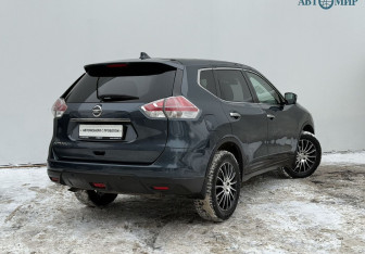 Подержанный автомобиль Nissan X-Trail 2018 года (5 фото)
