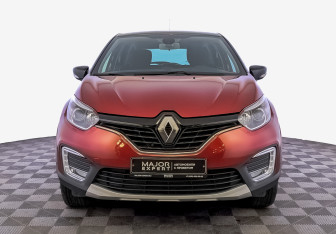 Подержанный автомобиль Renault Kaptur 2020 года (2 фото)