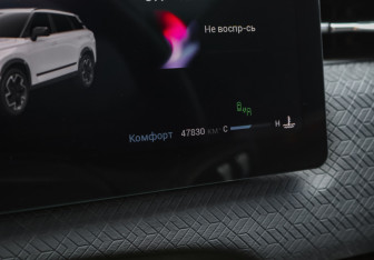 Подержанный автомобиль Jaecoo J7 2023 года (7 фото)