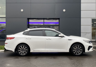 Подержанный автомобиль Kia Optima Sedan 2019 года (4 фото)