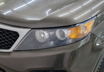 Подержанный автомобиль Kia Sorento 2011 года (11 фото)