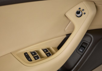 Подержанный автомобиль Audi A6 Sedan 2014 года (9 фото)