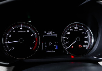 Подержанный автомобиль Mitsubishi Xpander 2021 года (11 фото)