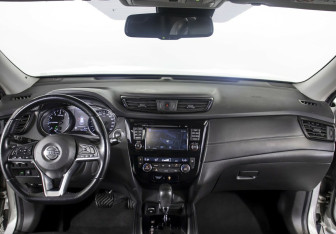 Подержанный автомобиль Nissan X-Trail 2019 года (6 фото)