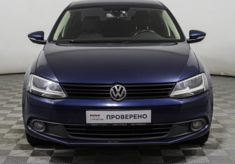 Подержанный автомобиль Volkswagen Jetta Sedan 2012 года (2 фото)