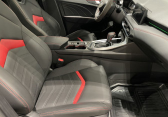 Подержанный автомобиль Kaiyi E5 2023 года (9 фото)