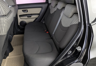 Подержанный автомобиль Kia Soul 2012 года (18 фото)