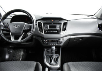 Подержанный автомобиль Hyundai Creta 2020 года (10 фото)