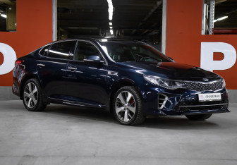 Подержанный автомобиль Kia Optima Sedan 2017 года (3 фото)