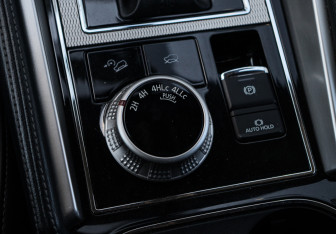 Подержанный автомобиль Mitsubishi Pajero Sport 2020 года (19 фото)