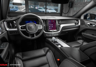 Новый Volvo XC60 2025 (8 фото)