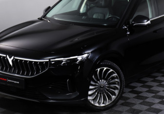 Подержанный автомобиль Voyah Free 2022 года (25 фото)