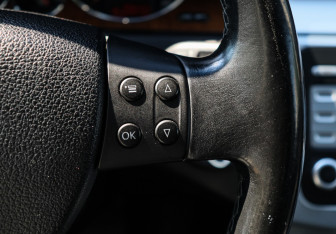 Подержанный автомобиль Volkswagen Passat Sedan 2007 года (19 фото)