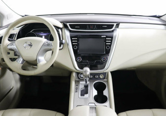 Подержанный автомобиль Nissan Murano Suv 2018 года (8 фото)