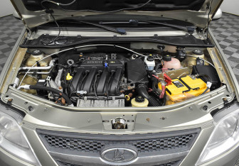 Подержанный автомобиль LADA (ВАЗ) Largus Wagon 2012 года (8 фото)