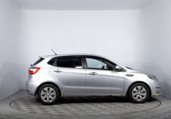 Подержанный автомобиль Kia Rio Hatchback 2012 года (4 фото)
