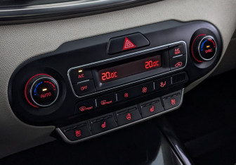 Подержанный автомобиль Kia Sorento 2018 года (21 фото)