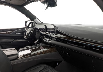 Подержанный автомобиль Cadillac Escalade Suv 2021 года (13 фото)