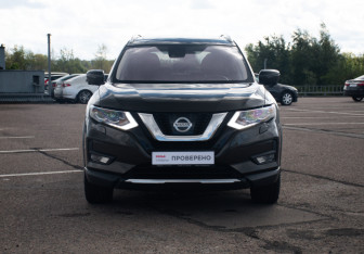 Подержанный автомобиль Nissan X-Trail 2020 года (3 фото)