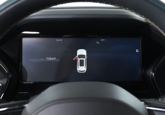 Подержанный автомобиль Geely Monjaro 2023 года (11 фото)