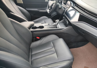 Подержанный автомобиль Omoda S5 2024 года (9 фото)