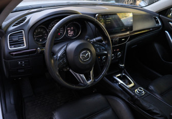 Подержанный автомобиль Mazda 6 Sedan 2013 года (11 фото)